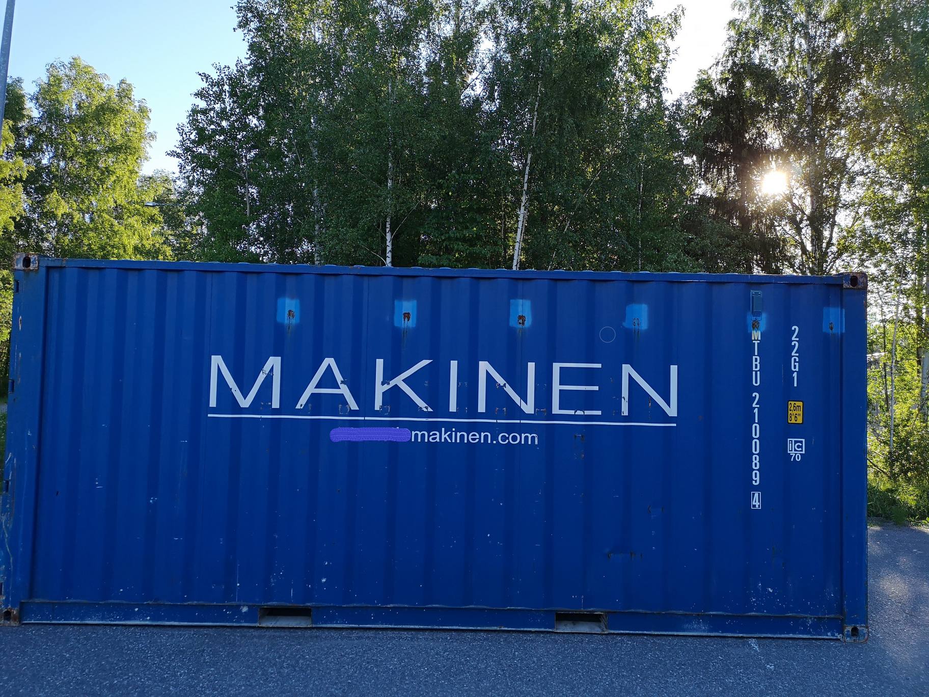 blue container